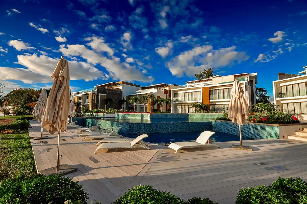 Cap Ouest Luxury Beachfront Flic-en-Flacq Екстериор снимка
